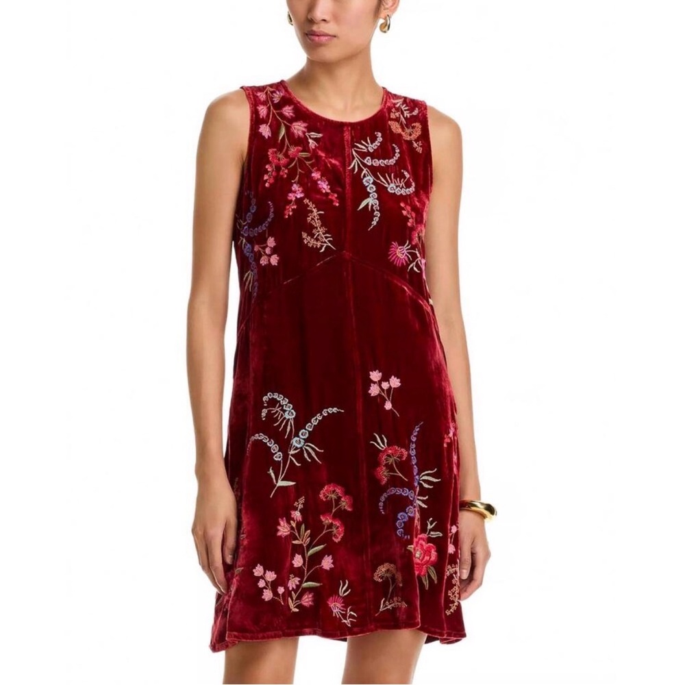 Johnny Was Burgundy Velvet Sleeveless Embroidered Mini Dress Size Small